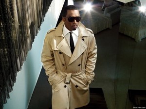 2012-2011-Diddy-Trenchcoat-Diddy-Saves-Boys-and-Girls-Club-in-Harlem-NYC-640x480_400x500_100KB